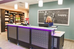 Reception - Hampton Inn El Reno (El Reno)