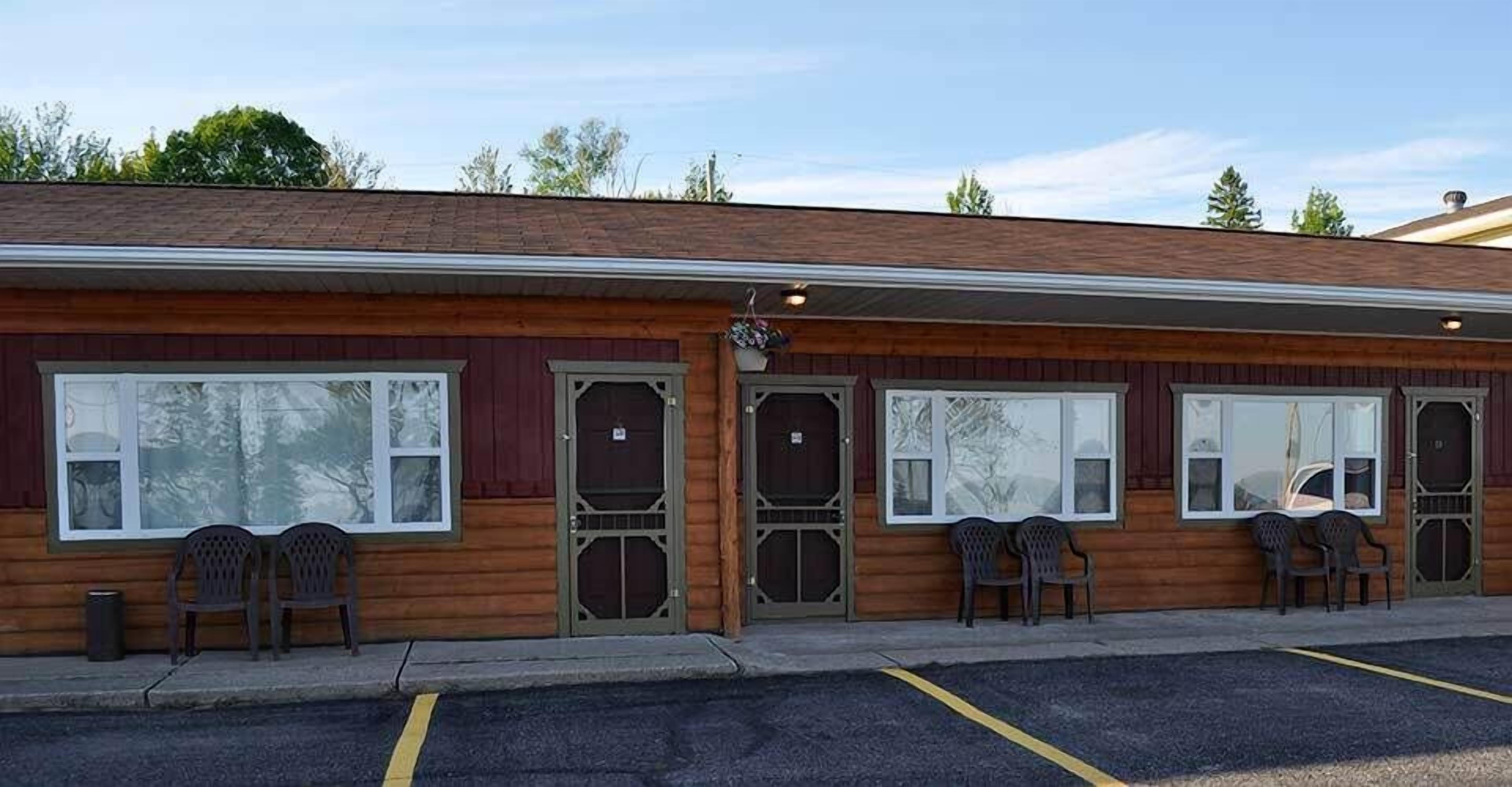 room, 1 double bed, lake view | balcony