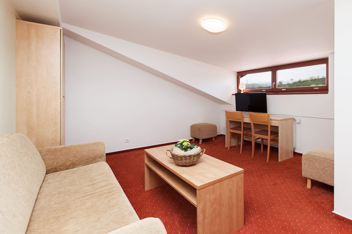 In-room safe, desk, iron/ironing board, cots/infant beds