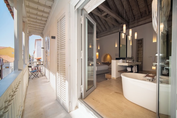 Suite, 1 Bedroom | Living area | Flat-screen TV, iPod dock