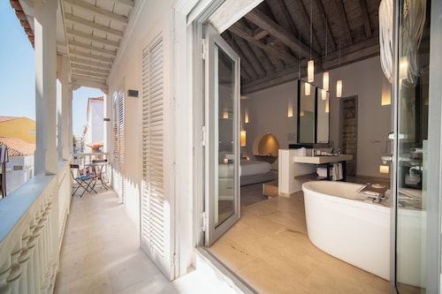 Nacar Hotel Cartagena, Curio Collection by Hilton