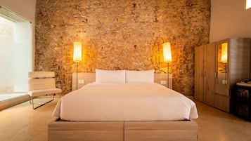 Suite, 1 Bedroom | Premium bedding, pillow-top beds, minibar, in-room safe