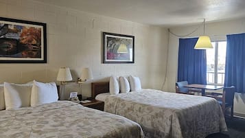 Phòng Tiêu chuẩn, 2 giường cỡ queen | Bàn, bàn ủi/dụng cụ ủi quần áo, truy cập Internet không dây miễn phí