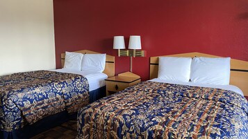 Double Room, 2 Double Beds | Desk, free WiFi, bed sheets