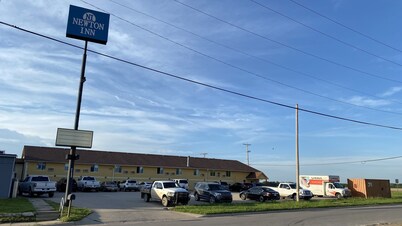 Newton Inn In Newton, KS