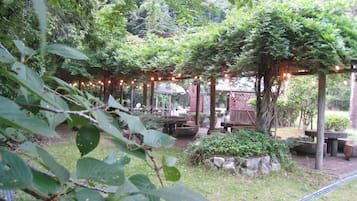 Grillaus-/piknikalue