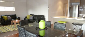 Hart Street Apartment