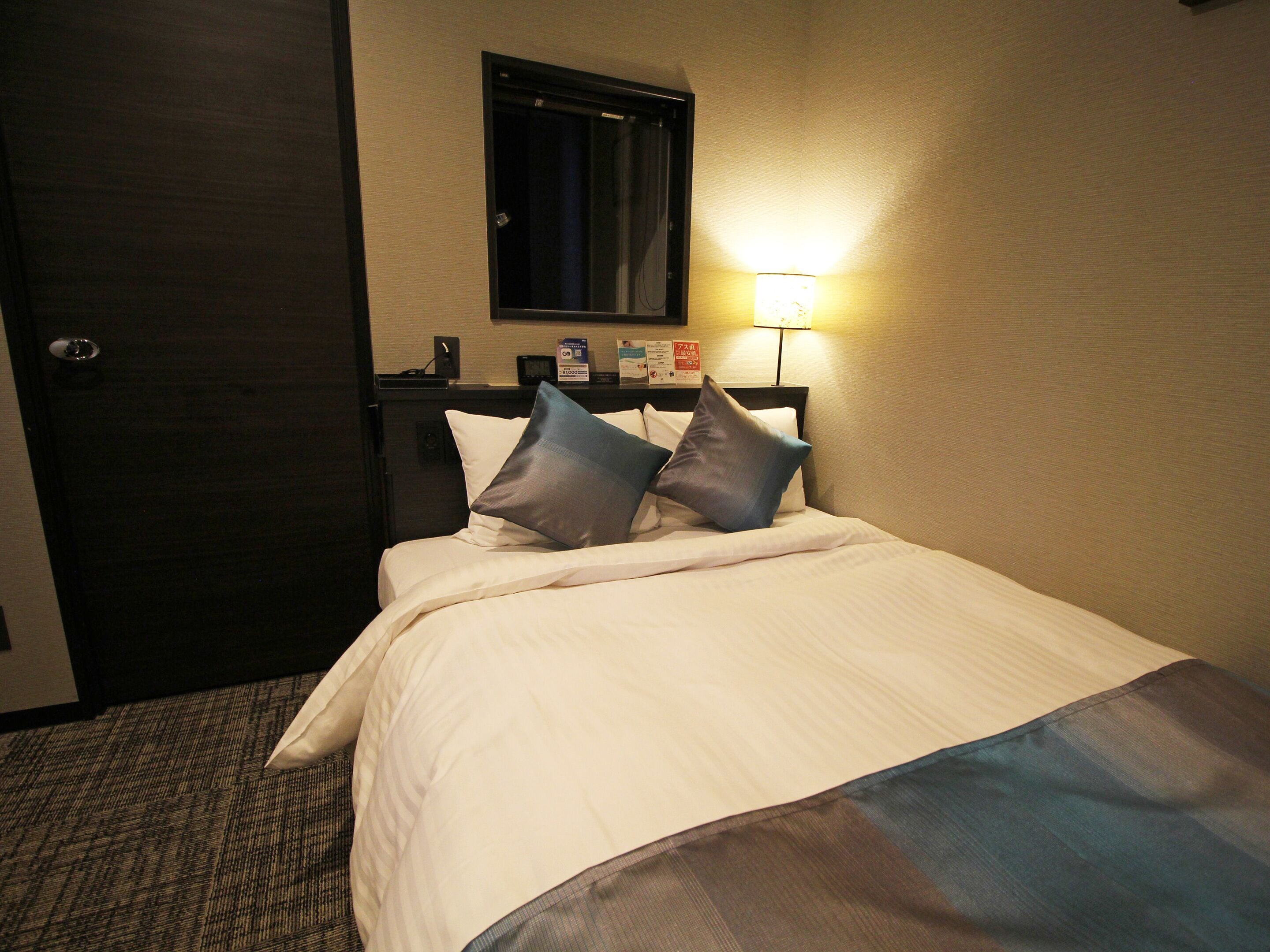 double room, smoking | 1 bedroom, premium bedding, in-room safe, free wifi