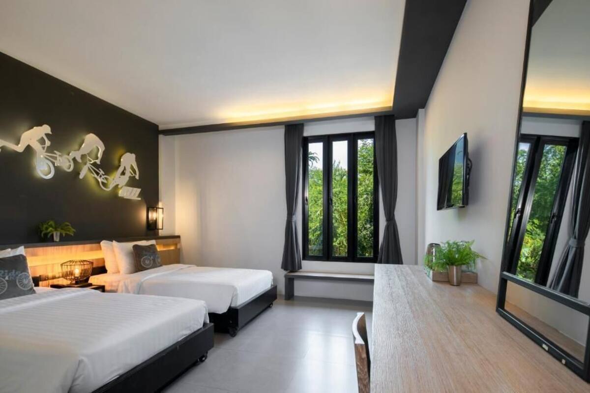 Superior Twin Room