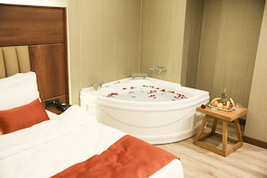Superior Suite | Room amenity - Turizoom Business Hotel & Spa Elbistan (Elbistan)