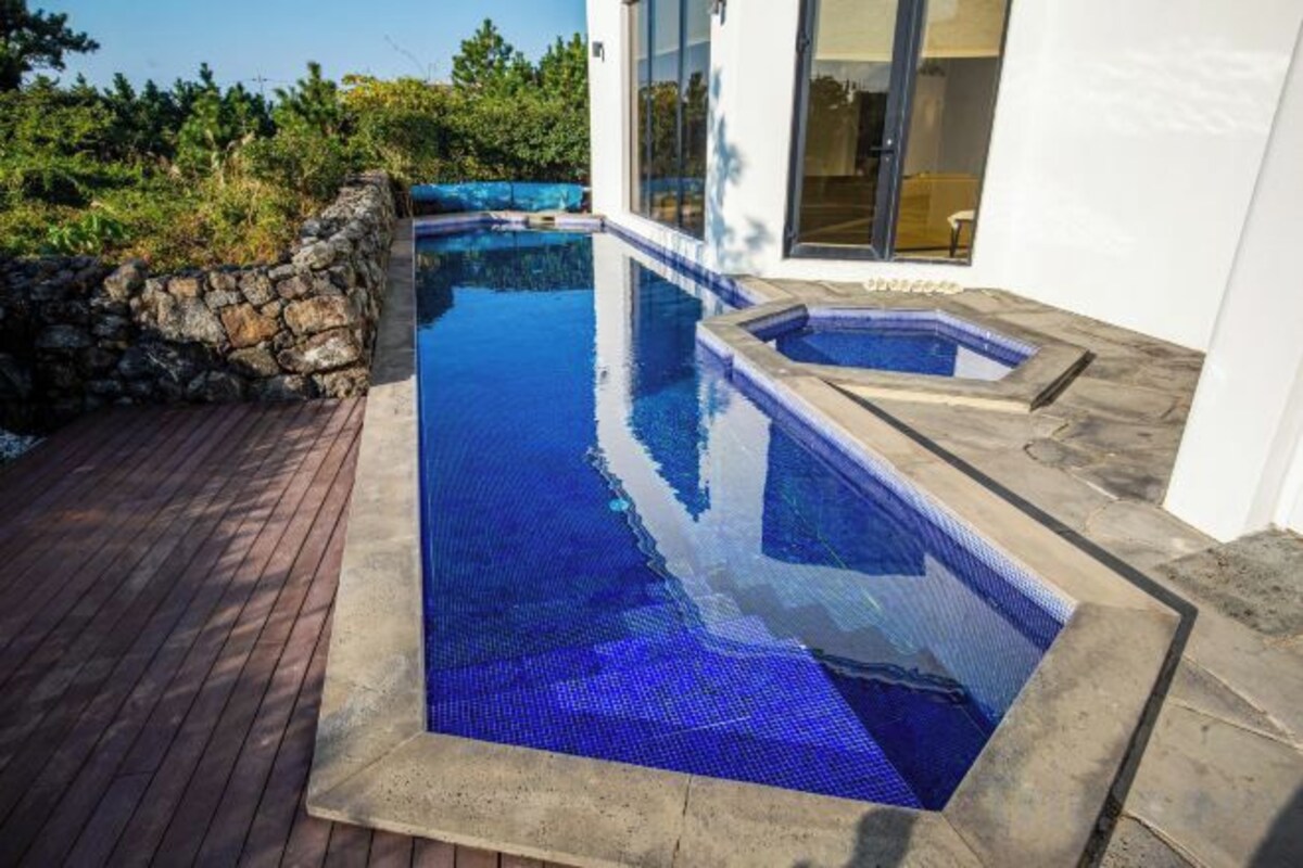 Corniglia Family Villa