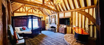 The Ostrich Inn