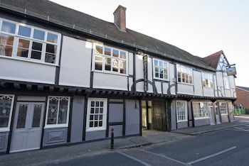 The Ostrich Inn