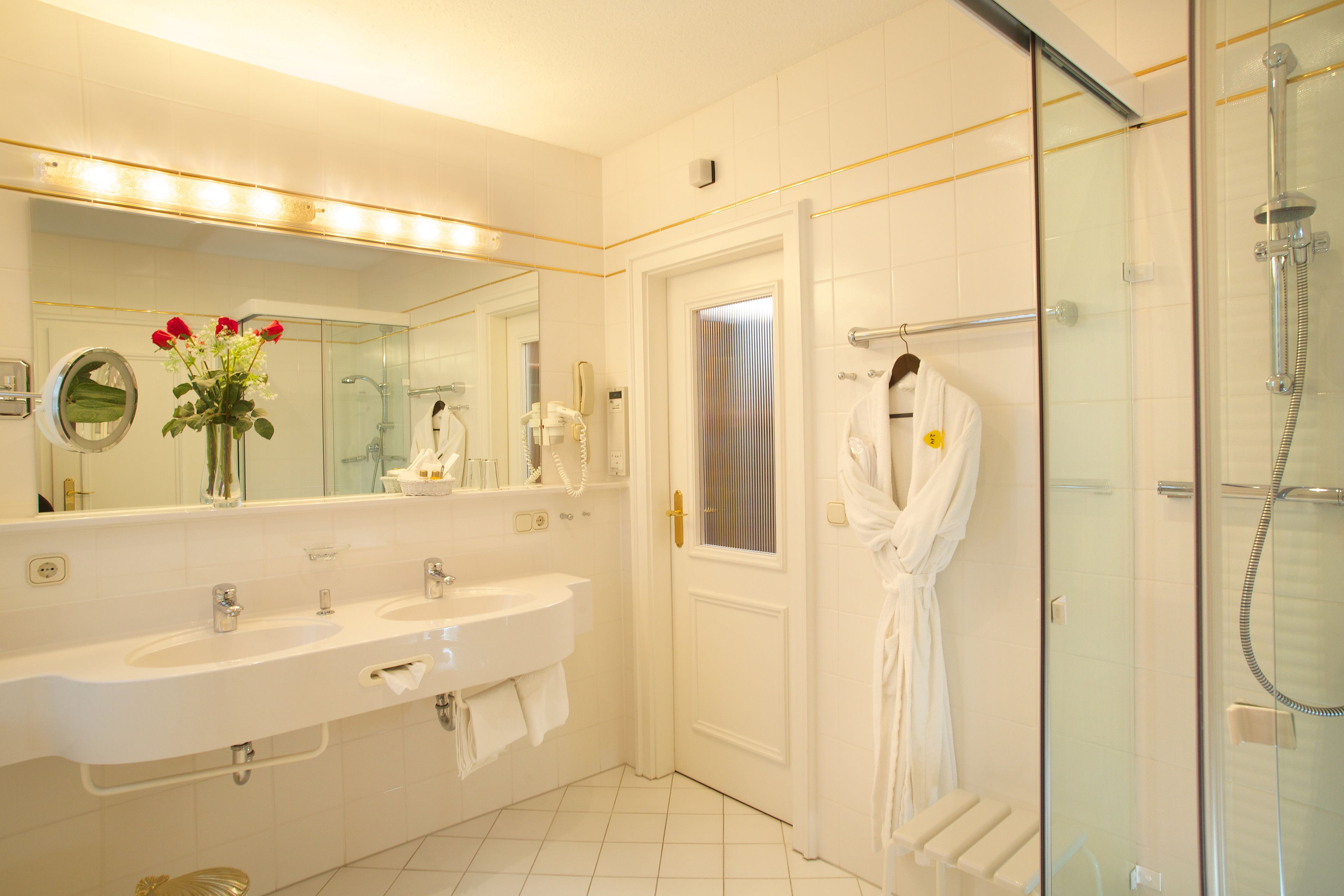 comfort double room, balcony | bathroom | hair dryer, bathrobes, slippers, towels