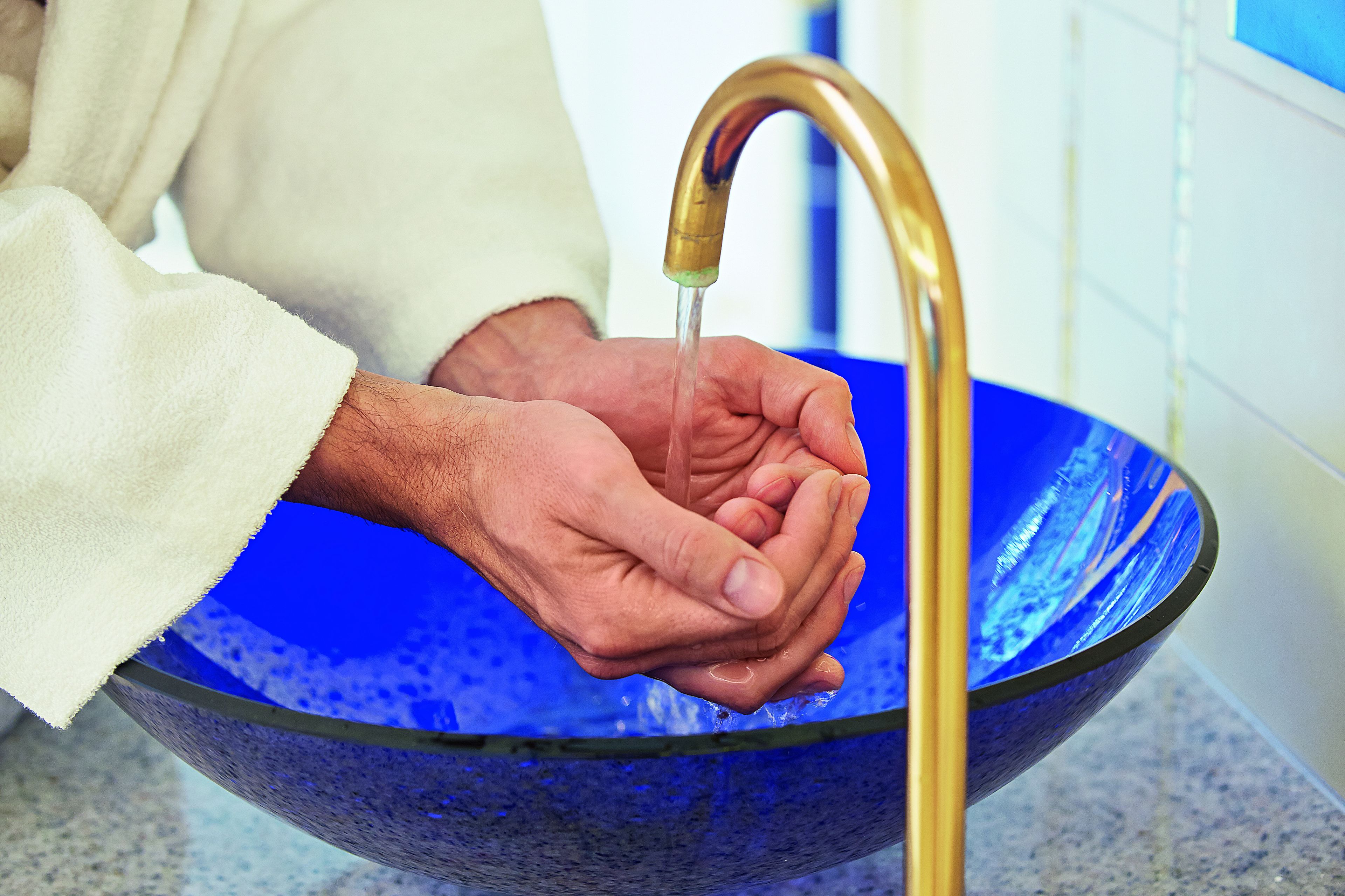 couples treatment room(s), sauna, hot tub, steam room