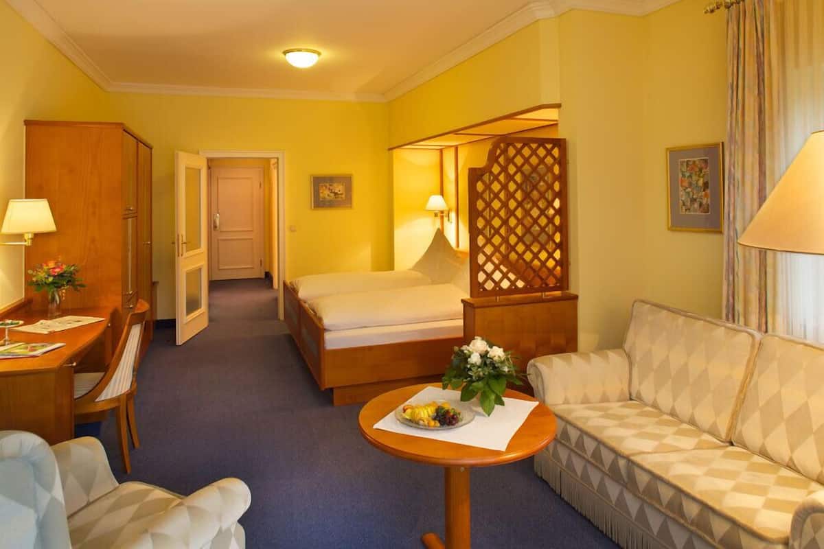 Literie de qualité supérieure, couette en duvet d'oie, minibar