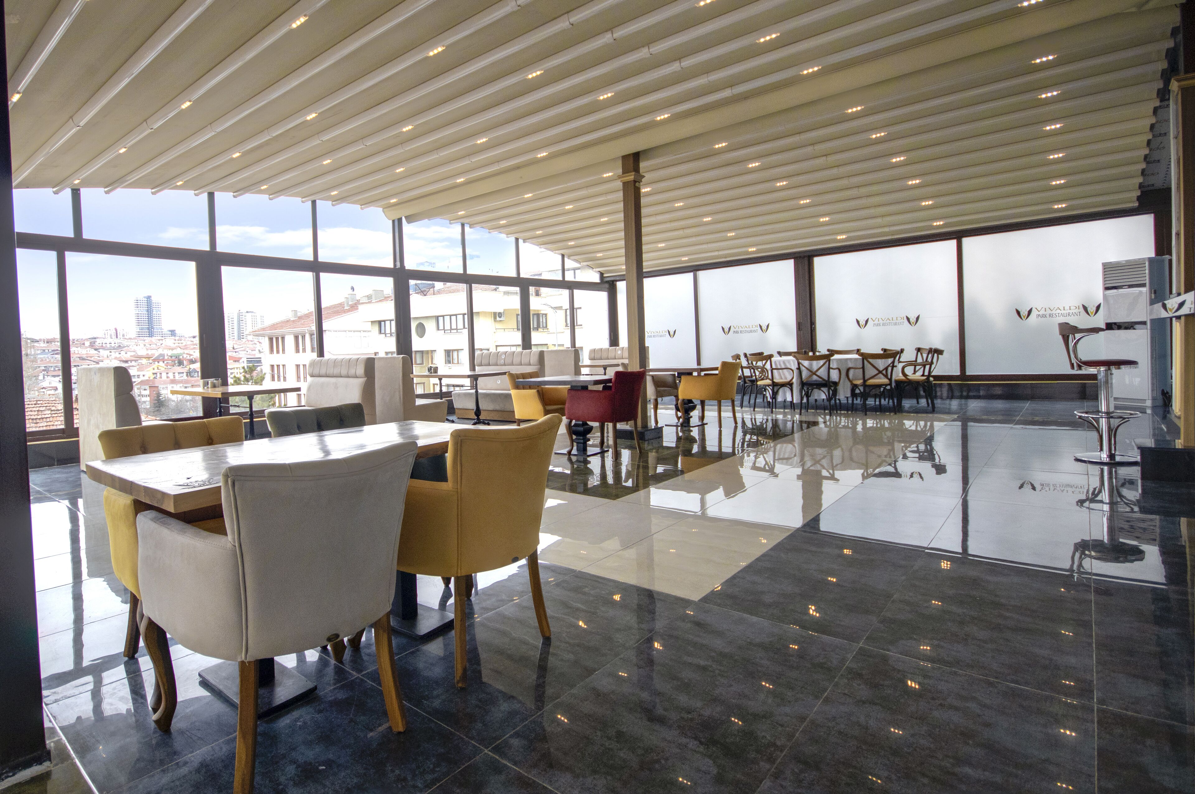 Breakfast, lunch, dinner served; international cuisine 