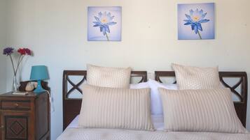 Apartment, 2 Bedrooms, Terrace | 2 bedrooms, down duvets, desk, soundproofing