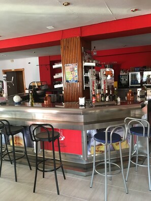 Bar (on property) - Hostal Venta del Sol (Baza)