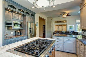 House, 5 Bedrooms, Ocean View | Private kitchen | Fridge, microwave, oven, stovetop - Wild Dunes Resort - Vacation Rentals (Isle of Palms)