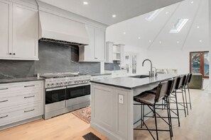 Premium House, 5 Bedrooms, Resort View | Private kitchen | Fridge, microwave, oven, stovetop - Wild Dunes Resort - Vacation Rentals (Isle of Palms)