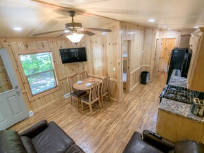 Two Bedroom Family Cottage (Linens not provided) | 1 bedroom, free WiFi - Sun Retreats Sea Isle (Cape May Court House)