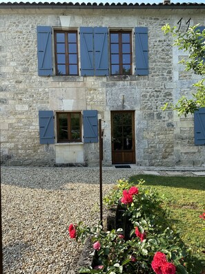 Deluxe Apartment, Private Bathroom, Garden View (Arcana 2 Chambres) | Exterior