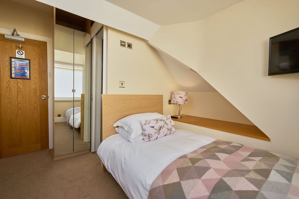 Singola Deluxe, bagno in camera (Room 12)