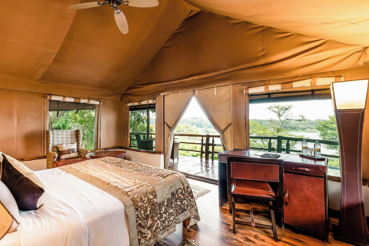 In-room safe, desk, blackout curtains, bed sheets