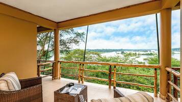 Deluxe-Zimmer | Blick auf das Wasser