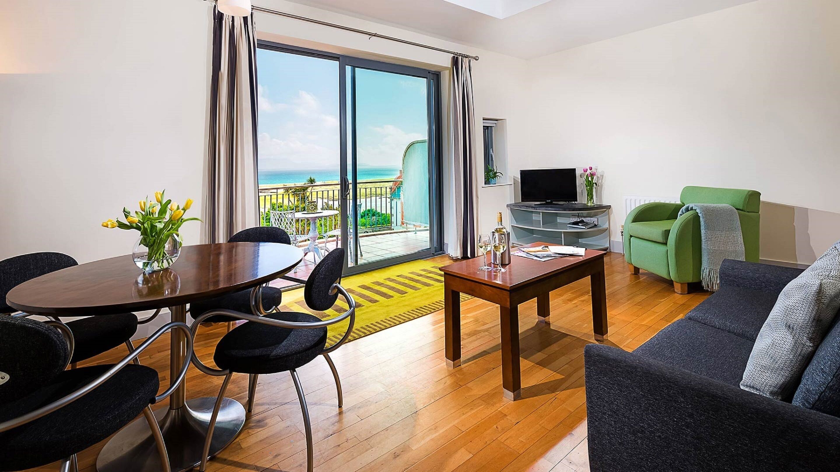 1 bedroom, in-room safe, desk, iron/ironing board