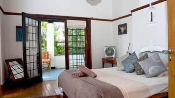 Decoración personalizada, muebles diferentes y wifi gratis