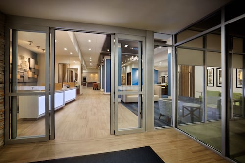 Holiday Inn Express & Suites McAllen - Medical Center Area by IHG