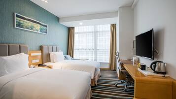 In-room safe, desk, blackout drapes, soundproofing