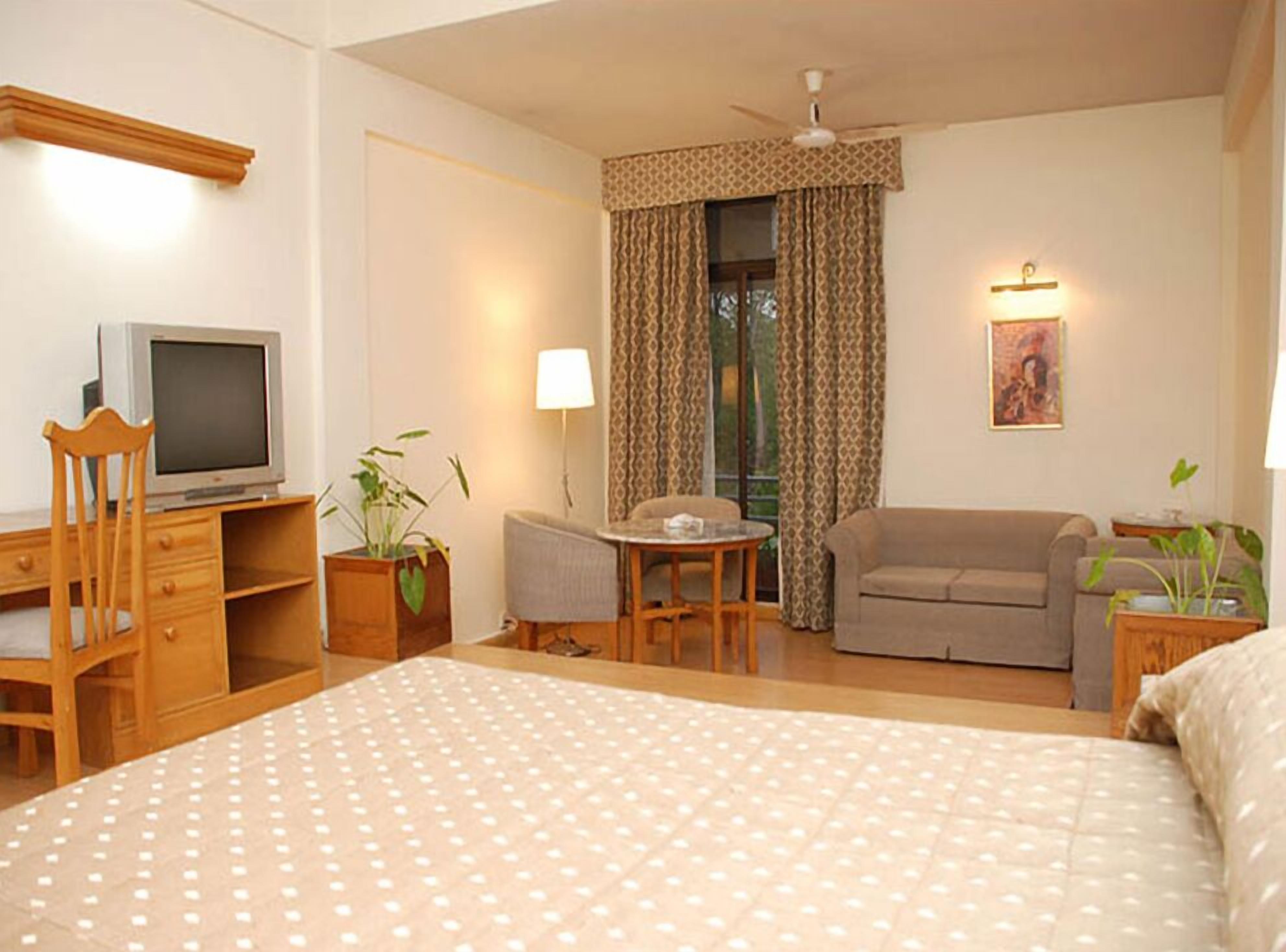 1 bedroom, minibar, in-room safe, desk