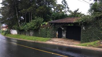 Façade de lâhĂ©bergement