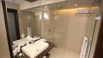 Business Room, 1 King Bed, Smoking | Bathroom | Rainfall showerhead, designer toiletries, hair dryer, bathrobes