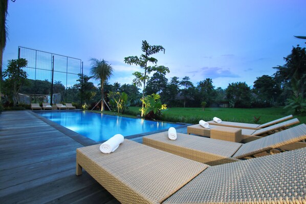 Outdoor pool, pool umbrellas, pool loungers