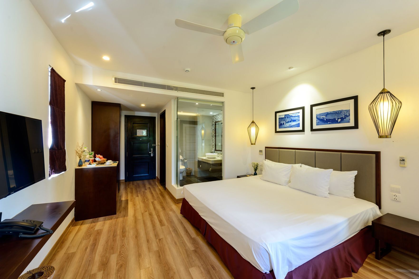 Premium bedding, minibar, in-room safe, blackout drapes
