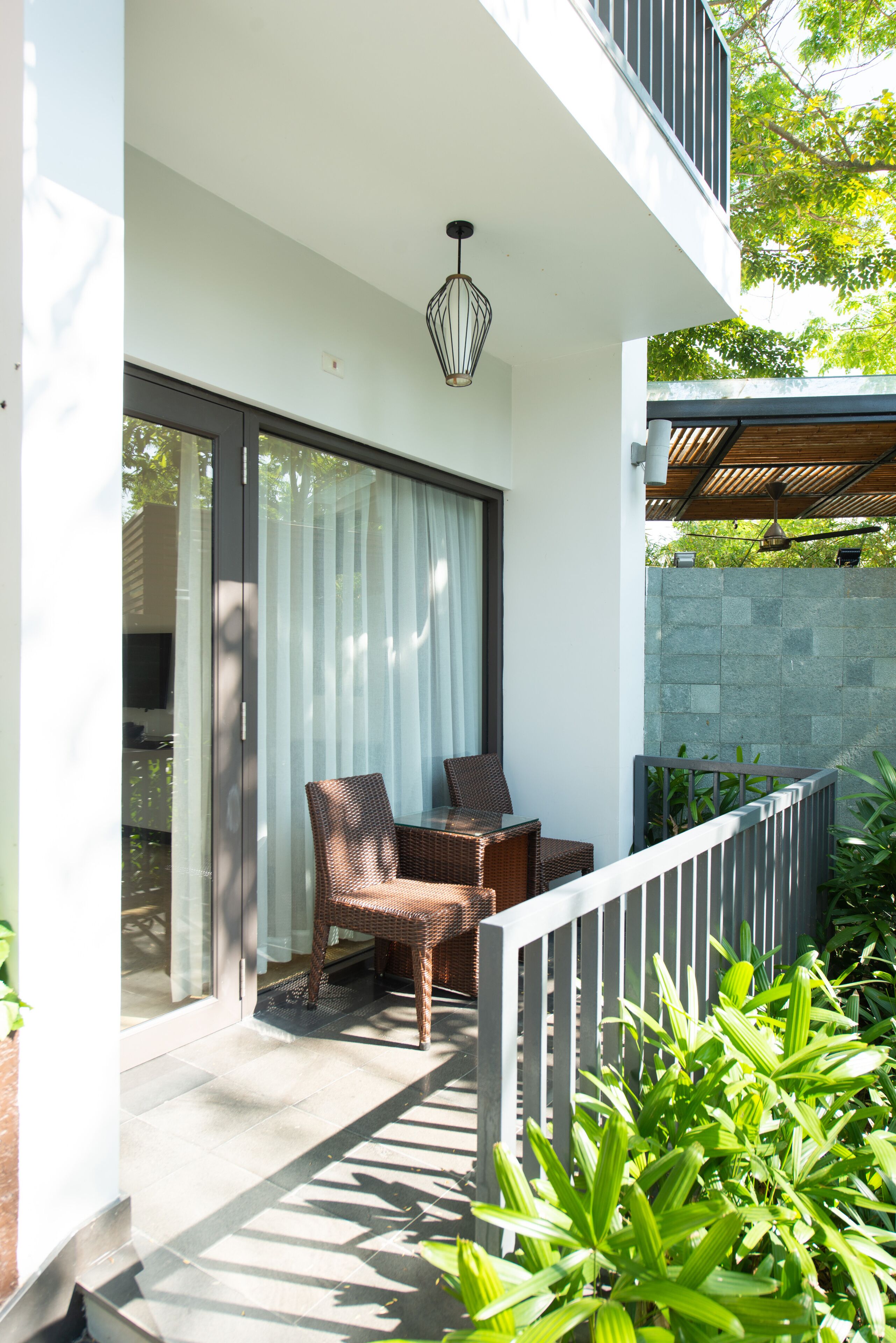 premier double or twin room, bathtub | balcony