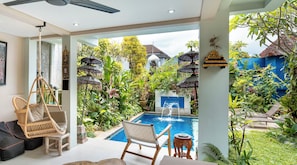 Books - Angel House Ubud Eco Villa (Mas)