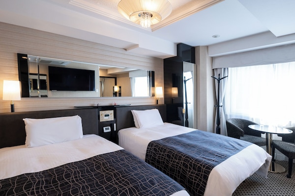 Twin Room, Non Smoking | Premium bedding, desk, blackout drapes, iron/ironing board