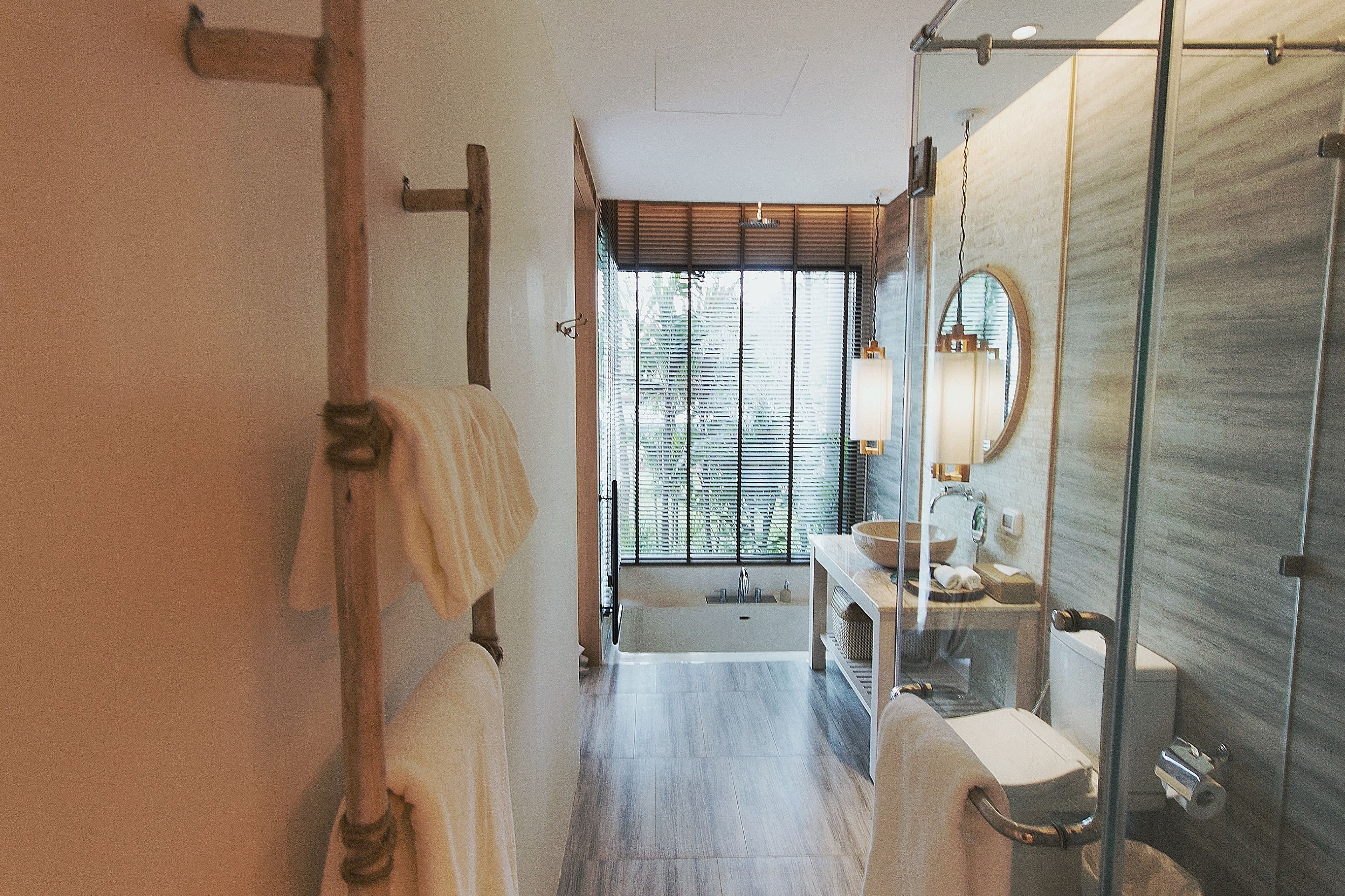 oriental room twin bed  | premium bedding, down duvets, free minibar, in-room safe