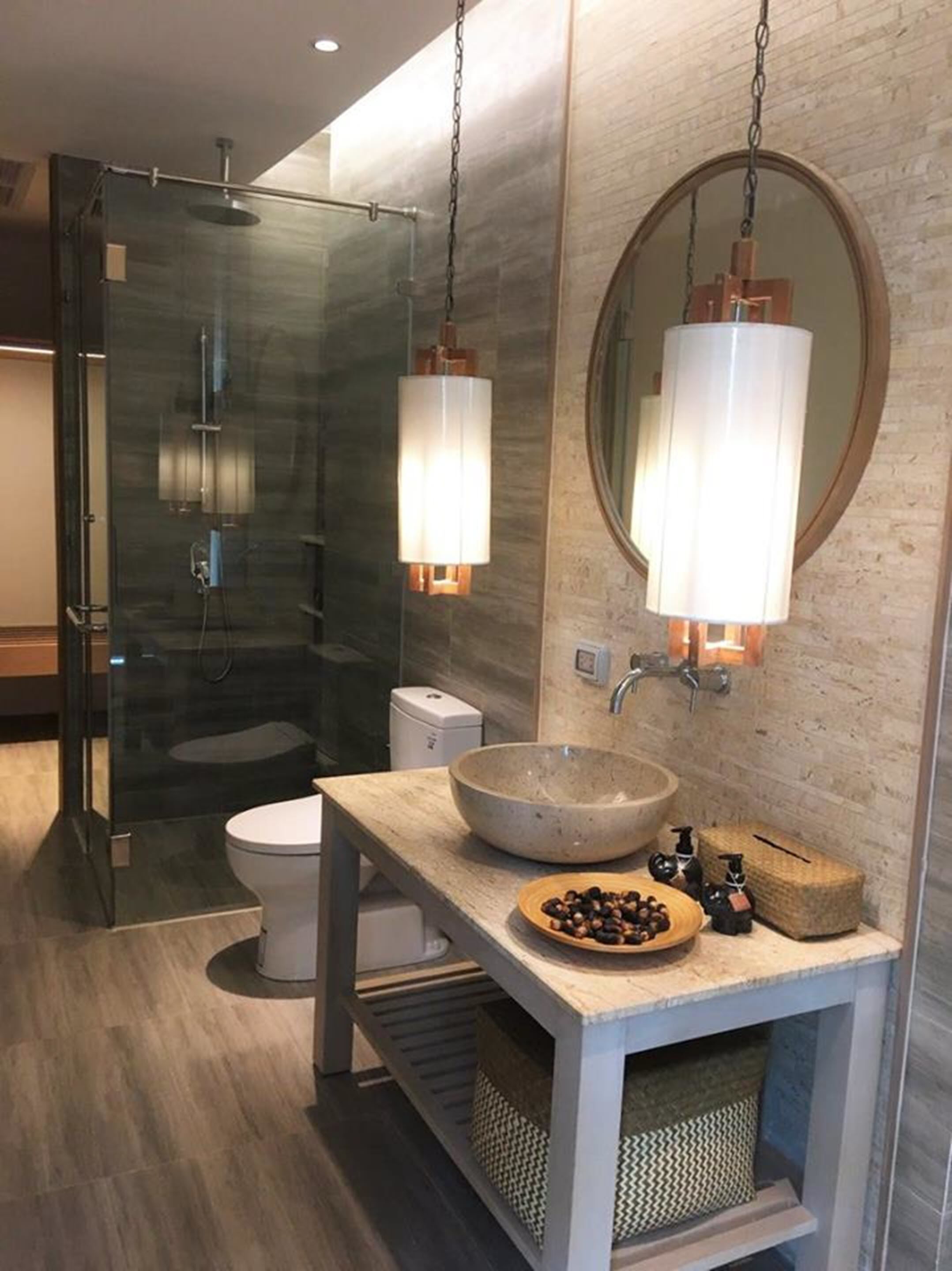 oriental room double bed | bathroom | separate bathtub and shower, deep-soaking bathtub, rainfall showerhead