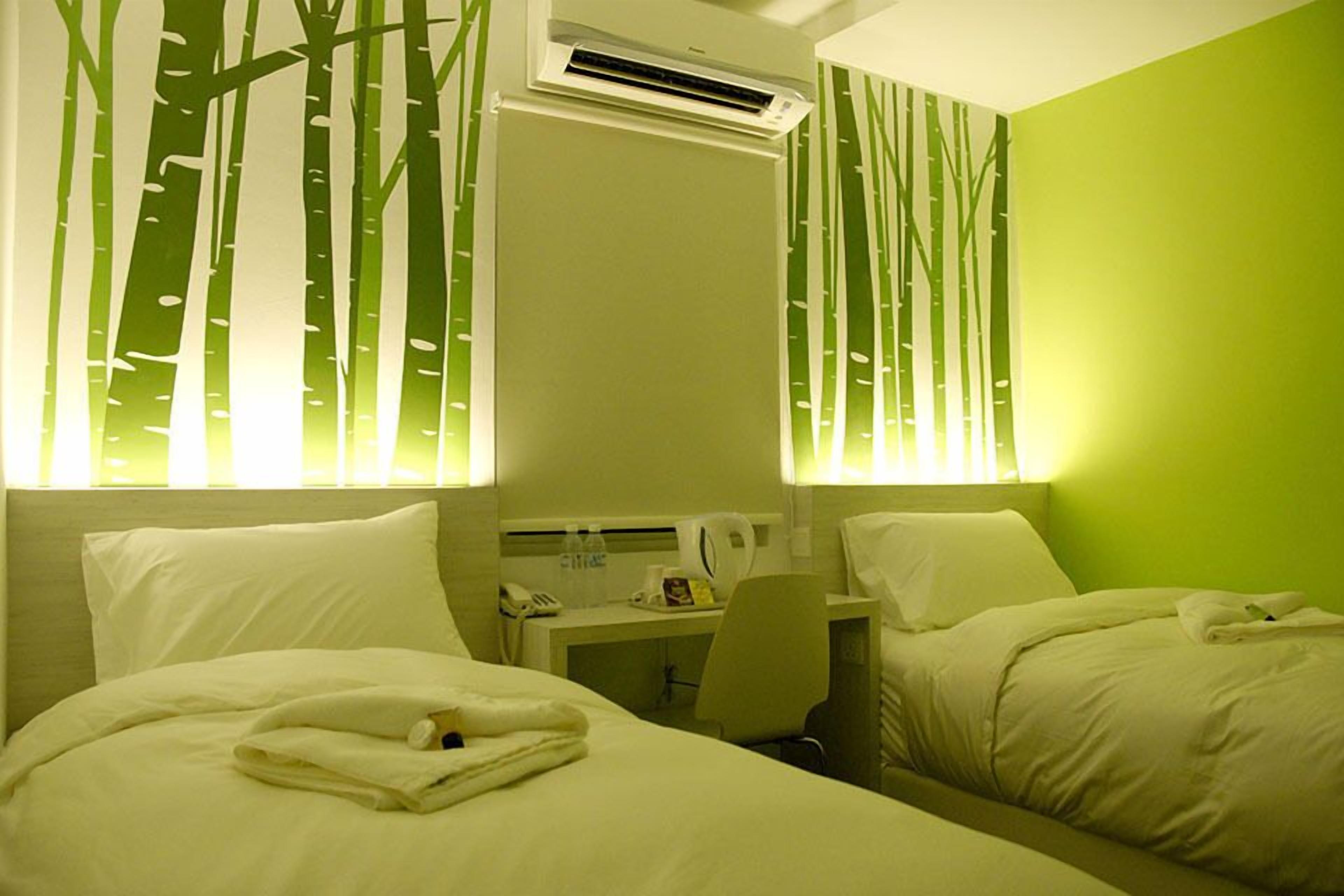 standard room (twin) | in-room safe, desk, soundproofing, iron/ironing board