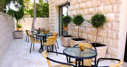 Jabal Amman Hotel