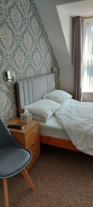 Double Room | Premium bedding, free WiFi, bed sheets