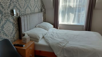 Double Room | Premium bedding, WiFi (free), bed sheets