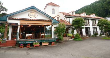 Hotel & Restaurant Yesterday