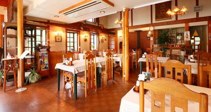 Hotel & Restaurant Yesterday